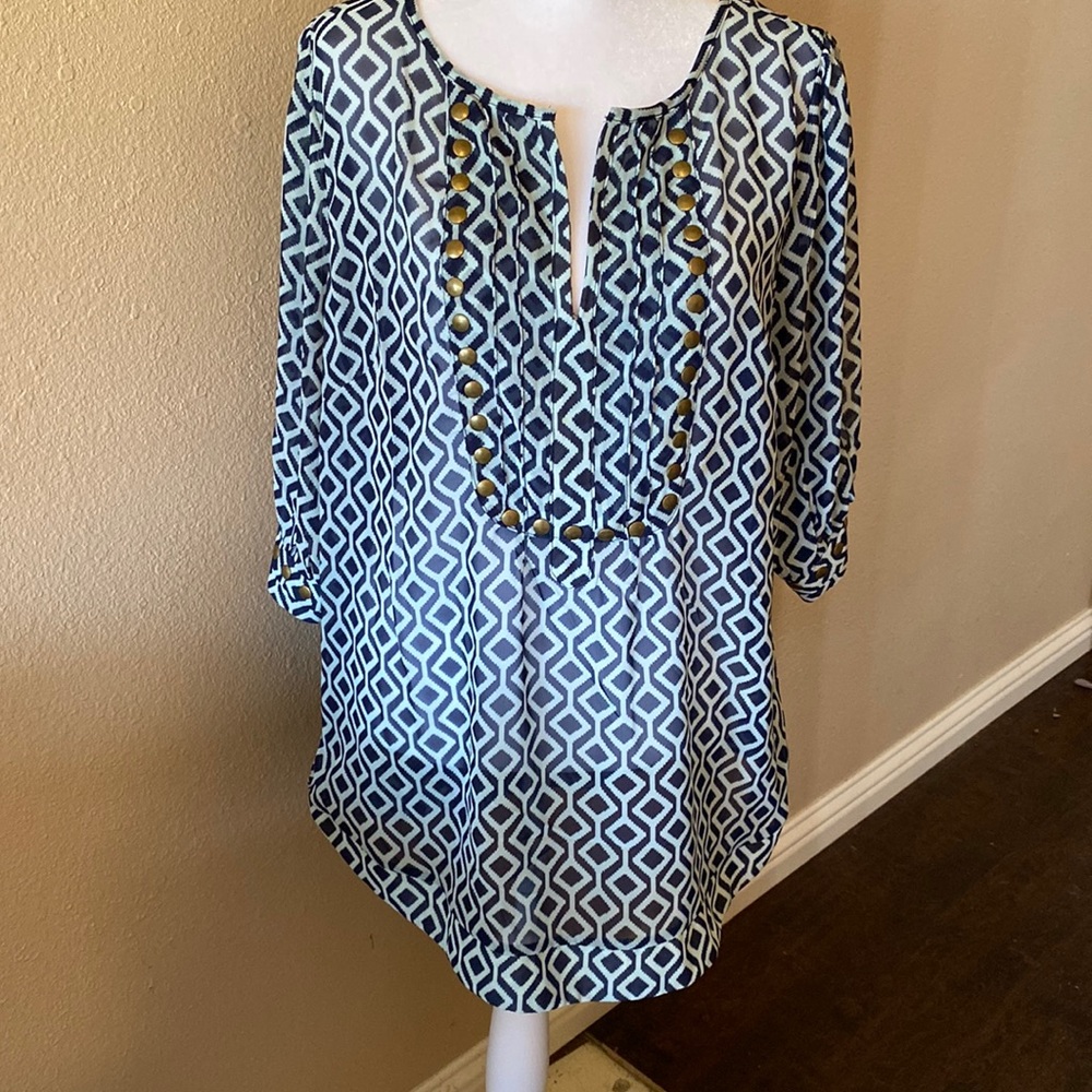 Modern print top